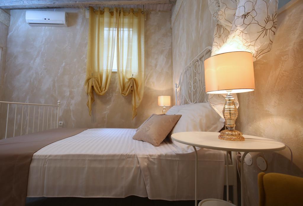 Luxury Lidija Rooms Split Buitenkant foto