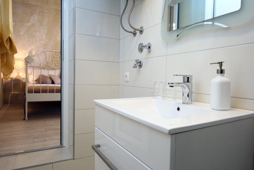 Luxury Lidija Rooms Split Buitenkant foto