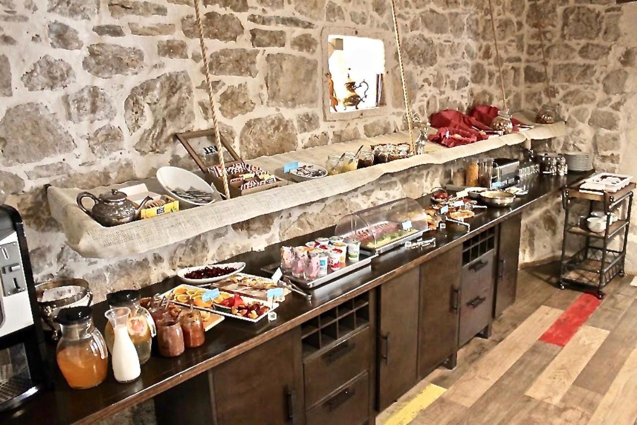 Luxury Lidija Rooms Split Buitenkant foto